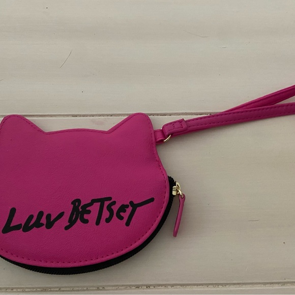 Luv by Betsey Johnson pink cat face wristlet/card holder! - Picture 2 of 3